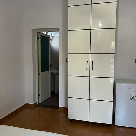 Affittacamere For Rent Habipi *