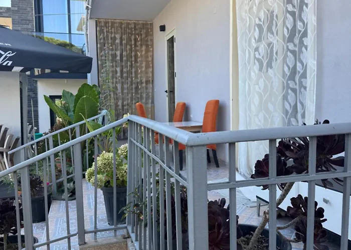 For Rent Habipi Πανσιόν
